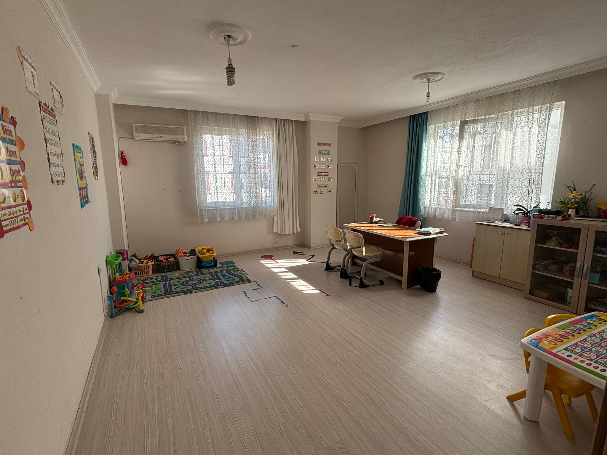 Umut Yolcuları Merkez - Çalışma Salonu